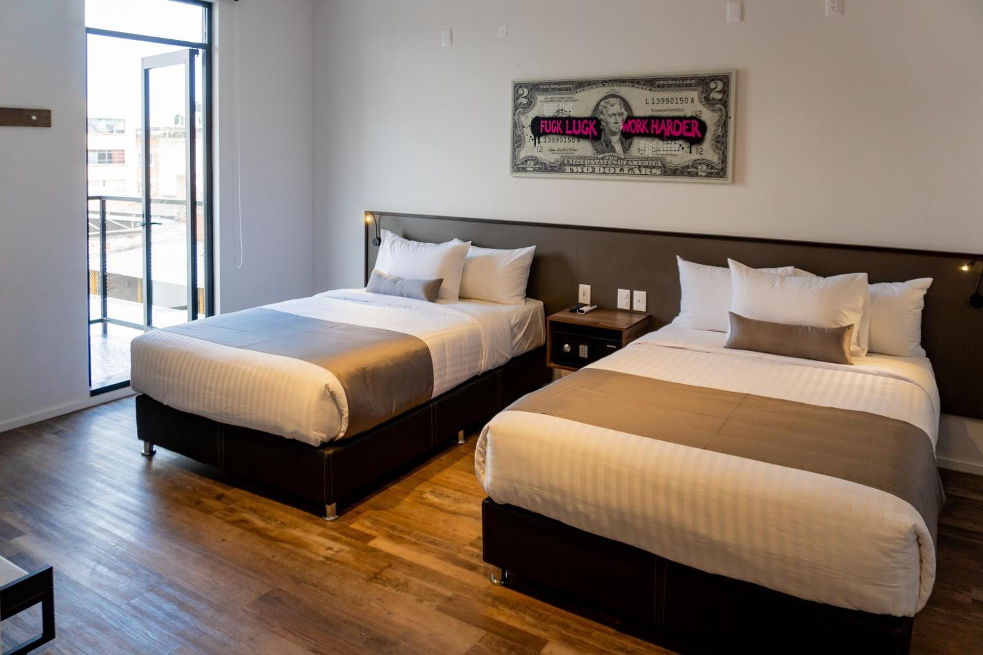 Alt Urbana Hotel Leon Ngoại thất bức ảnh
