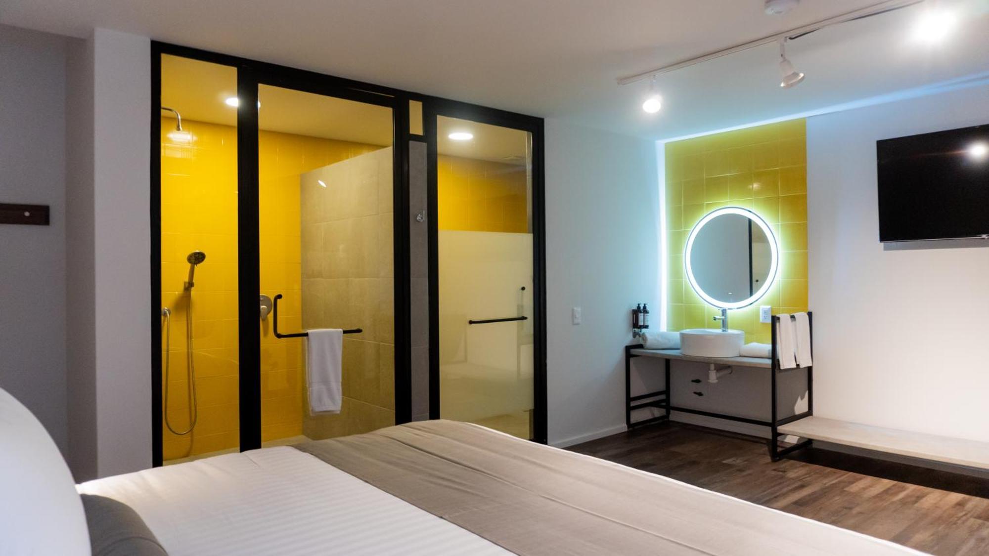 Alt Urbana Hotel Leon Ngoại thất bức ảnh