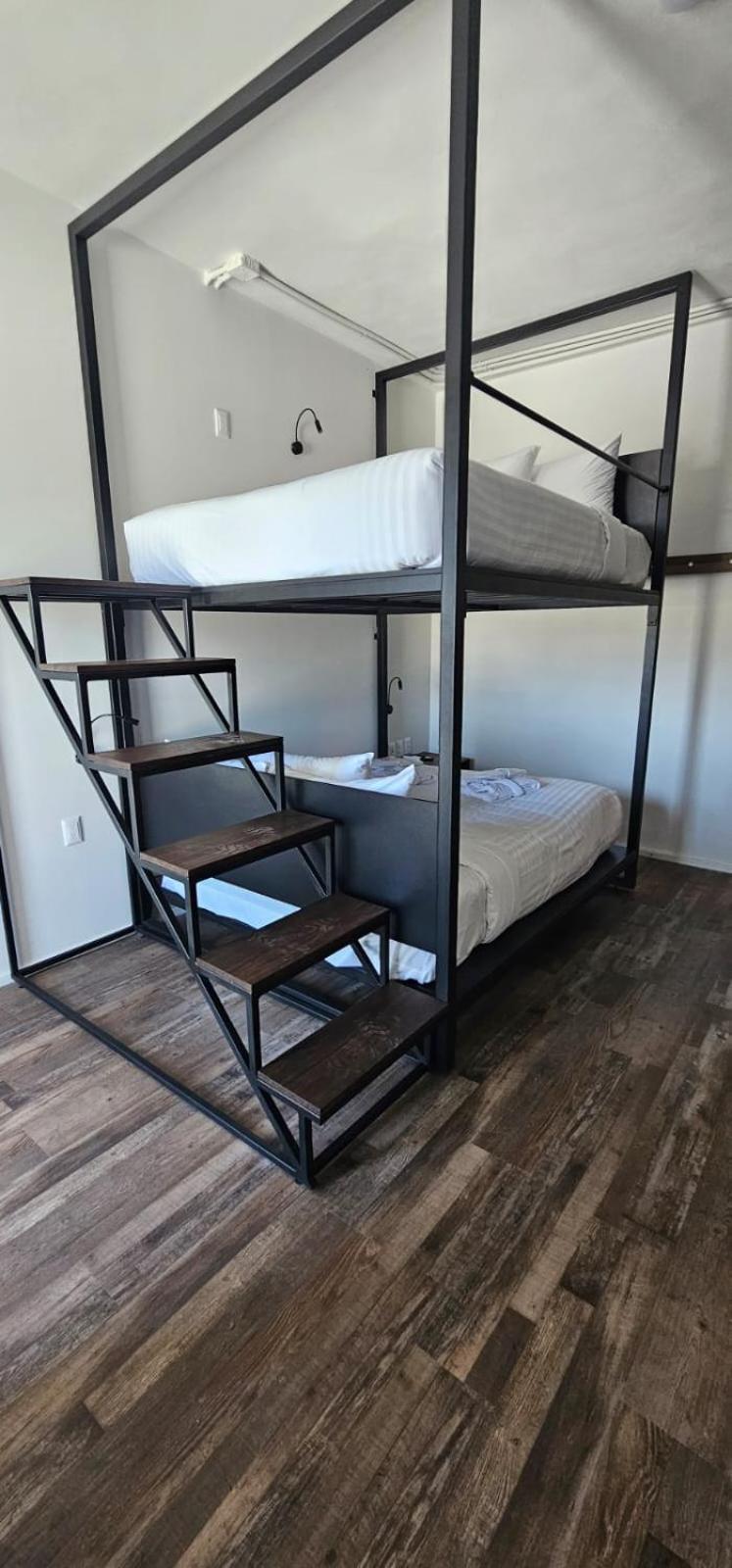 Alt Urbana Hotel Leon Ngoại thất bức ảnh