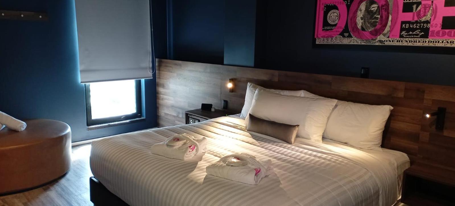 Alt Urbana Hotel Leon Ngoại thất bức ảnh