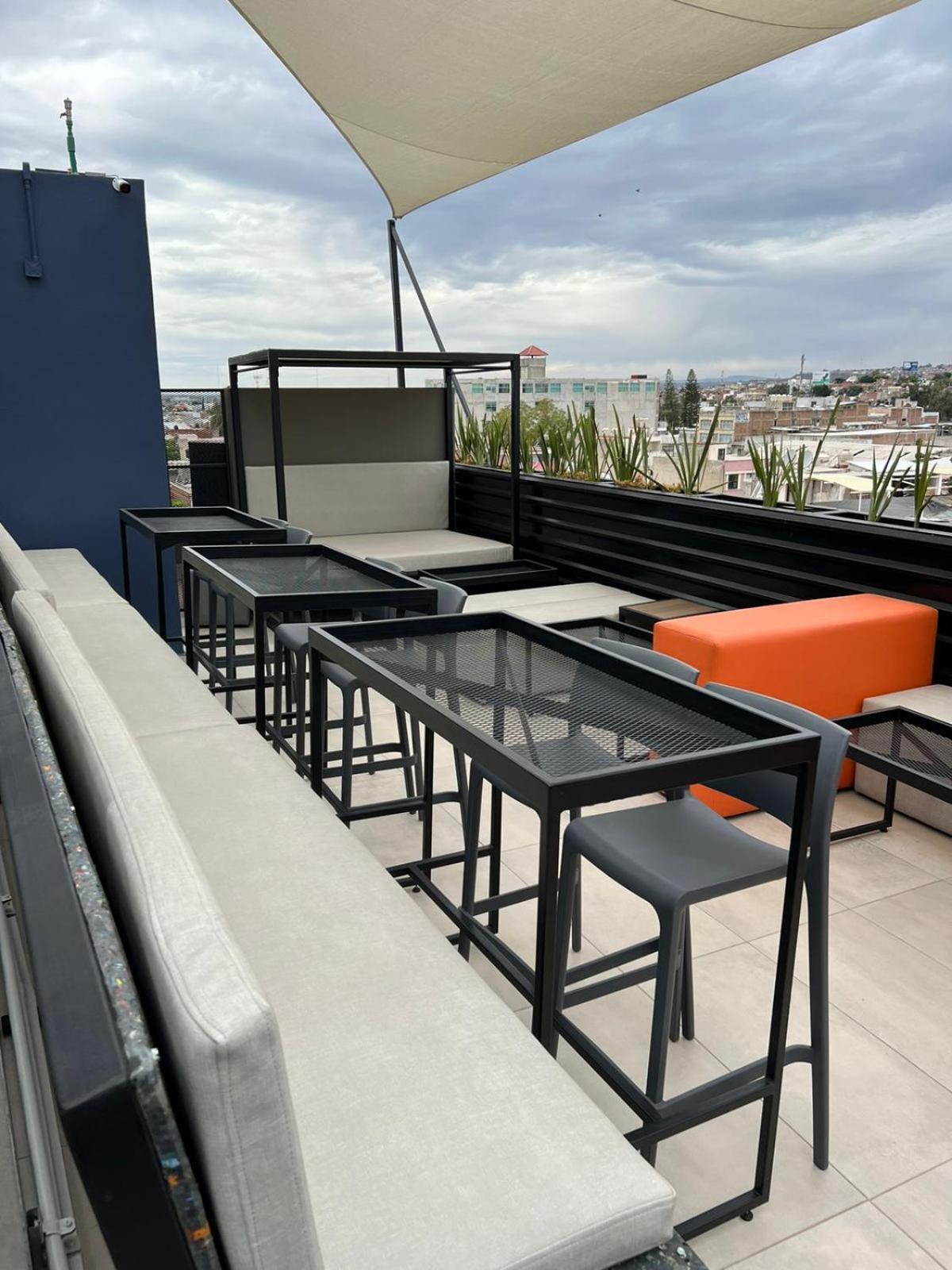 Alt Urbana Hotel Leon Ngoại thất bức ảnh